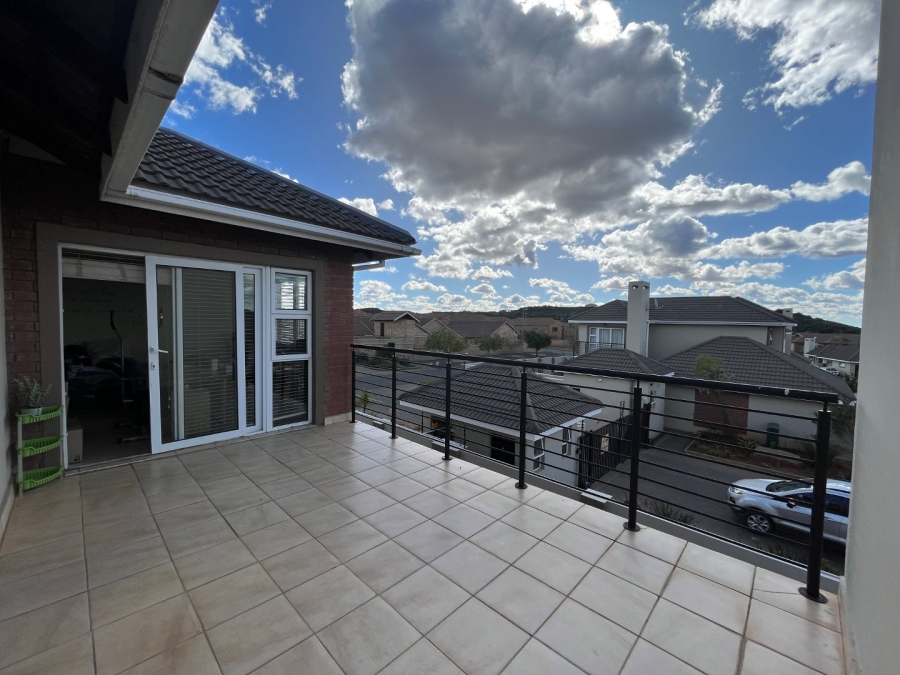 4 Bedroom Property for Sale in Lilyvale S H Free State